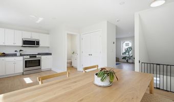 9 B Wentworth Ln, Barrington, NH 03825