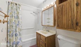 121 Buena Vista Ave, Cody, WY 82414
