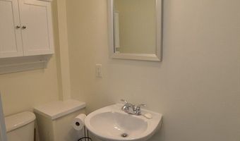 28 Columbus Ave 1, Beverly, MA 01915