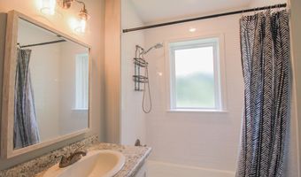 502 Hutchinson Ave, Adel, GA 31620