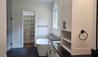 3053 Avilla Manor Trl, Alexander, AR 72002