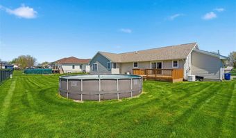 89 Cardinal Ave, Atkins, IA 52206