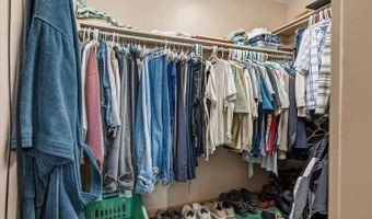 178 40th St, Allegan, MI 49010