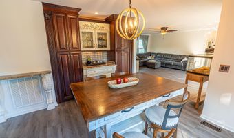19328 Stirrup Dr, Abingdon, VA 24211