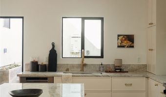 3923 Revere Ave, Los Angeles, CA 90039
