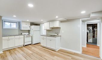 1519 STAFFORD St N 3, Arlington, VA 22207
