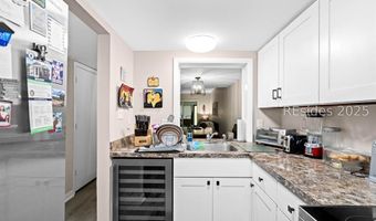 3 Marsh Harbor Dr 3E, Beaufort, SC 29907