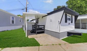 27 Freddie Ave, Avenel, NJ 07001