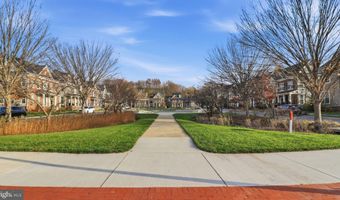 12710 RUSTIC ROCK Ln, Beltsville, MD 20705