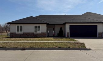 640 S 9th St, Akron, IA 51001