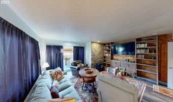 222 DEL NORTE Ln 8, Brookings, OR 97415