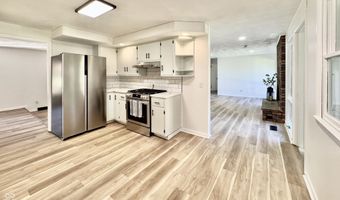 6408 Rosalind Ln, Anderson, IN 46013