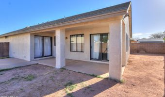 1862 N CENTER Ave, Casa Grande, AZ 85122