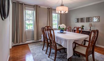 320 Spruce St, Cheshire, CT 06410
