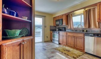 149 Hillside Ave, Harveys Lake, PA 18618