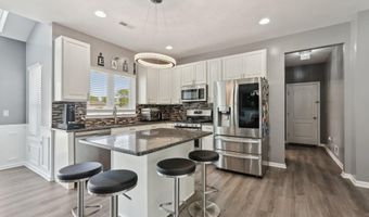 4 Bridle Path, Bayville, NJ 08721