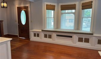 67 Hall Ave, Newport, RI 02840