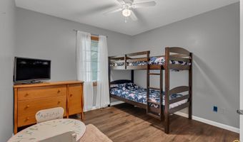 8244 SW Indian Hills Rd, Auburn, KS 66402
