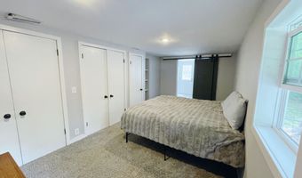 203 E Prairie Ln, Ash Grove, MO 65604