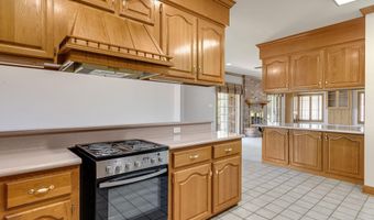 15011 S Guegnon St, Abbeville, LA 70510