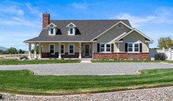 1056 Country Ln, Gardnerville, NV 89460