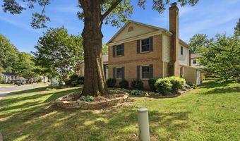 6812 LAMP POST Ln, Alexandria, VA 22306