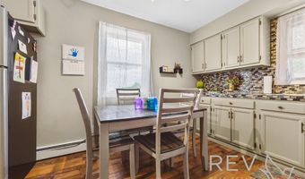 302 W Rocky Rd, Cody, WY 82414
