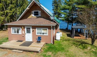 36 Lamb Farm Rd, Baileyville, ME 04694