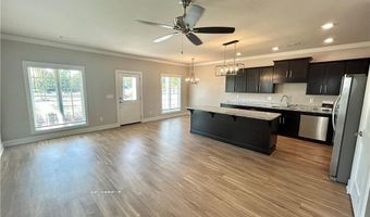 1001 NE Heights Ln, Bentonville, AR 72712