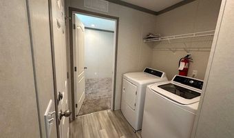 192 Colorado 192, Belleville, MI 48111