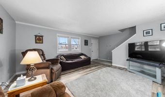 101 N Pipestone St 4, Brandon, SD 57005