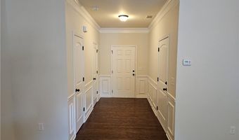 649 Oakside Pl, Acworth, GA 30102