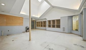 10 Pethaven Ln, Augusta, ME 04330