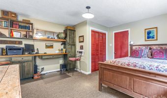 57 Langwell Ave, Asheville, NC 28806