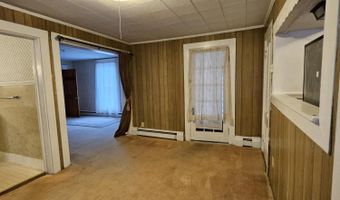 103 4th St, Bangor, ME 04401