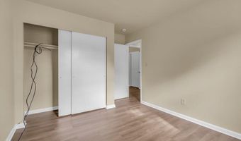 32 Pine Tree Dr, Bayville, NJ 08721