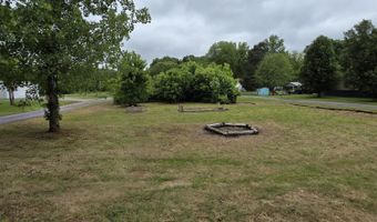 51 1st St, Almo, KY 42020