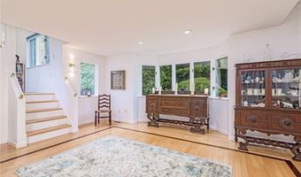 48 Wright Ln, Jamestown, RI 02835