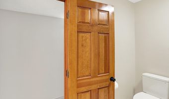 369 Rodeo Dr, Indianapolis, IN 46217