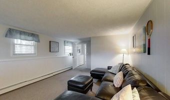 46 Allston Ave, Middletown, RI 02842