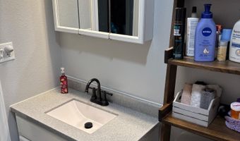 109 Patricia St, Agency, IA 52530