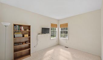 27 WHIRLAWAY Dr, Bear, DE 19701