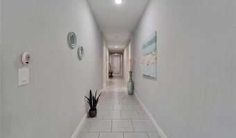 606 WINTERSIDE Dr, Apollo Beach, FL 33572