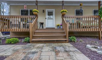 52 Tennyson Cir, Albrightsville, PA 18210