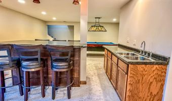 2410 Quail Run Blvd, Aberdeen, SD 57401