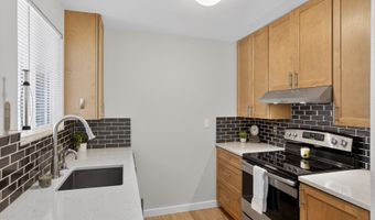 5482 SW ALGER Ave 12, Beaverton, OR 97005