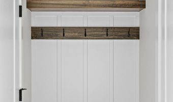 5517 Greene St, Ames, IA 50014