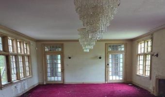 1107 N Jefferson St, Albany, GA 31701