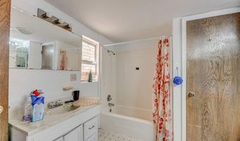 316 S 6th St, Chickasha, OK 73018