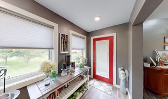 1906 Greenwood Dr, Albert Lea, MN 56007